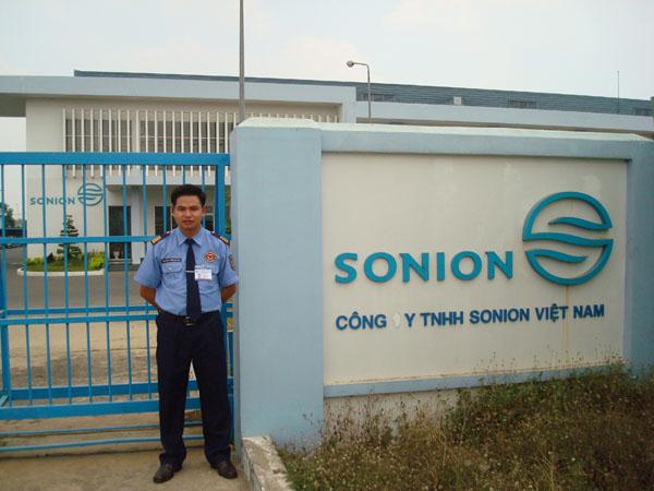 Bảo vệ công ty, xí nghiệp - Công Ty TNHH Dịch Vụ Bảo Vệ Tuổi Trẻ Việt
